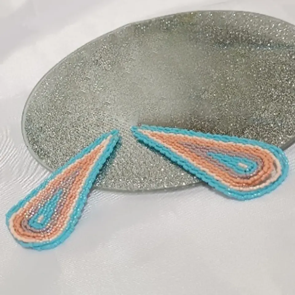 Aretas lagrimas peyote en miyuki