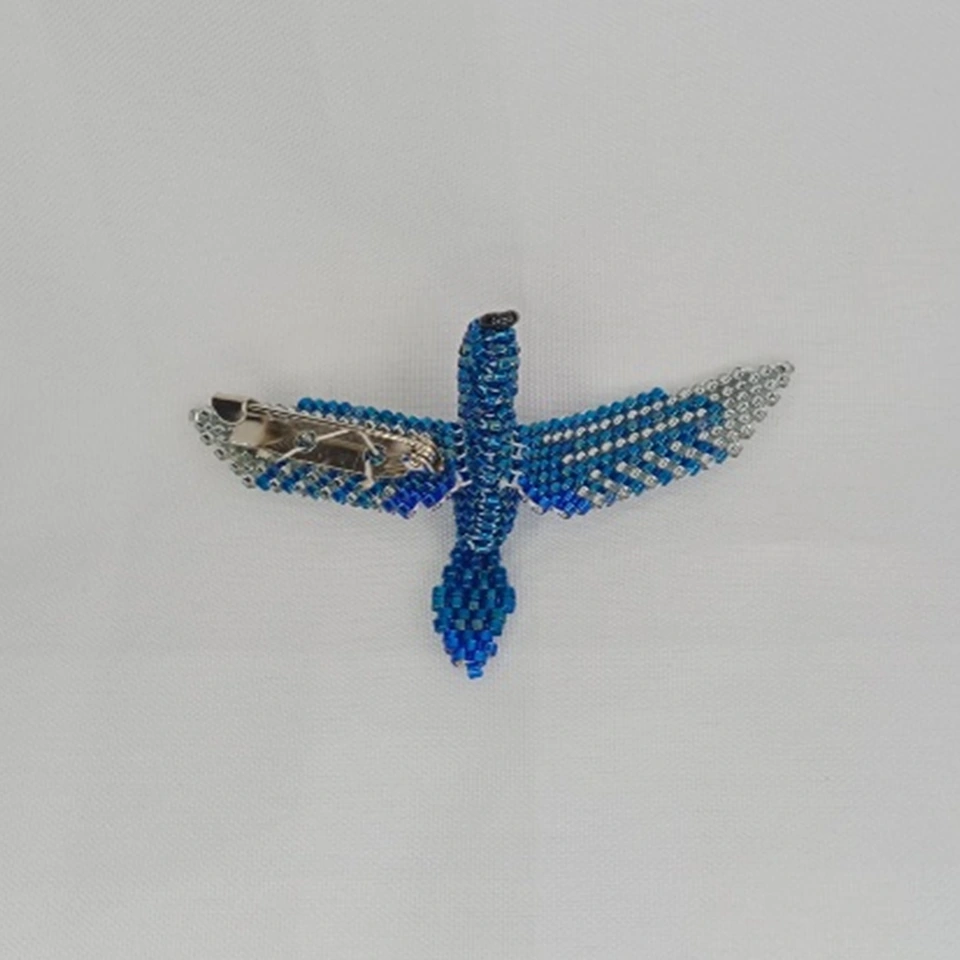 Pin azulejo 6cm de ancho *6cm de alto elaborado en miyuki con la técnica peyote