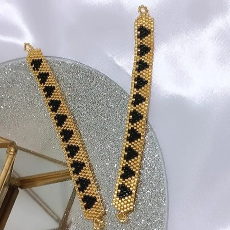 Pulsera once corazón peyote en miyuki