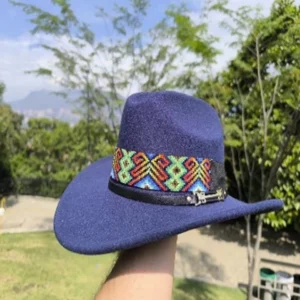 Sombrero alba tejido en mostacilla